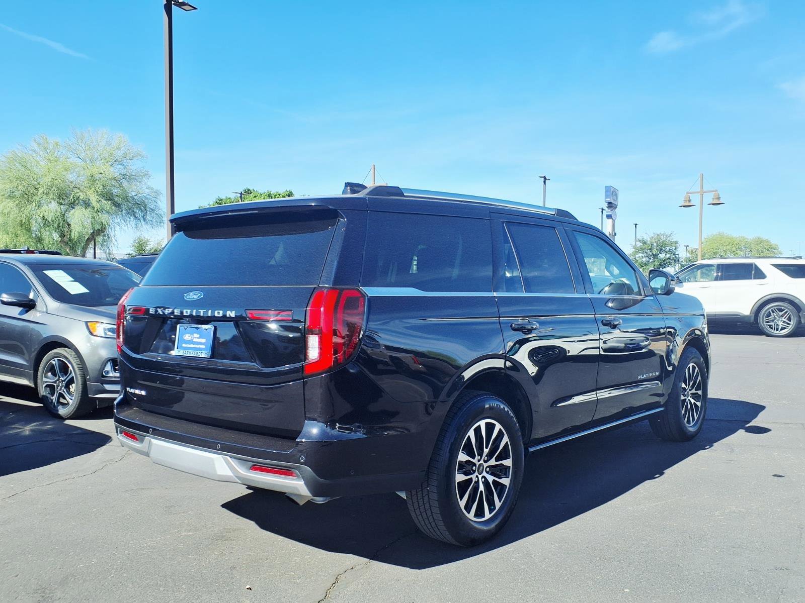 Certified 2025 Ford Expedition Platinum AWD/4WD image 6