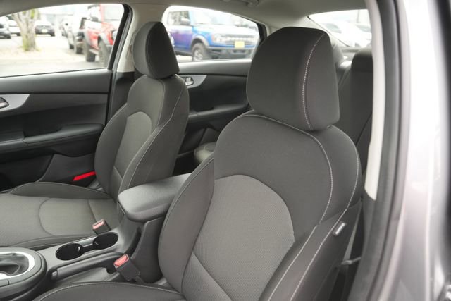 Used 2024 Kia Forte LXS w/ LXS Technology Package FWD image 10