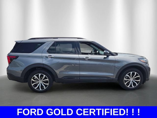 Certified 2025 Ford Explorer ST-Line AWD/4WD image 6