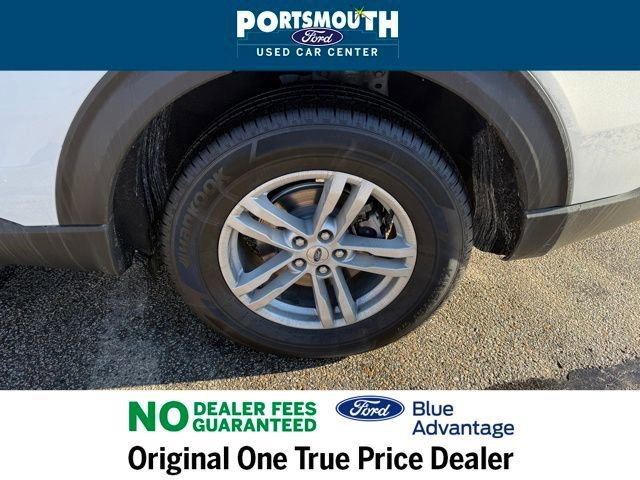 Certified 2022 Ford Explorer XLT w/ Equipment Group 202A image 34