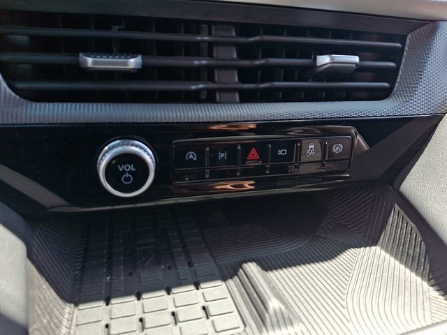 Certified 2025 Ford Explorer ST AWD/4WD image 29