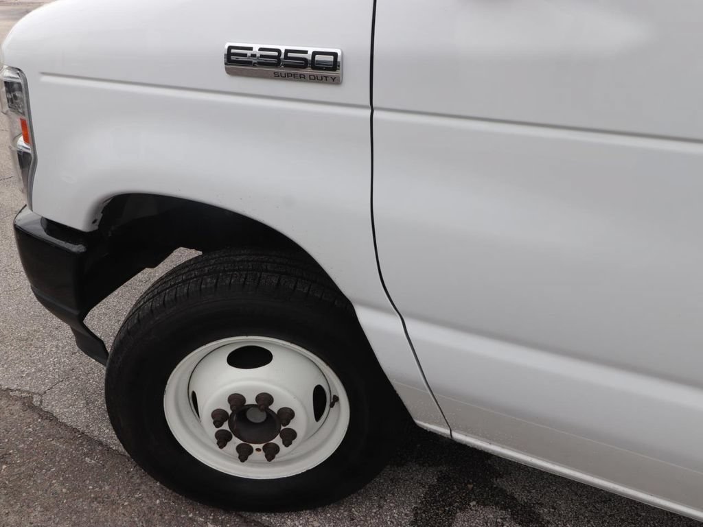 Certified 2024 Ford E-350 and Econoline 350 Super Duty w/ Power Windows & Locks Group RWD image 3