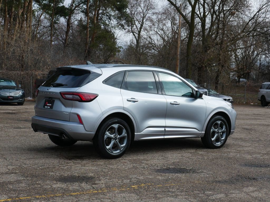 Certified 2024 Ford Escape ST-Line w/ Tech Pack #1 image 3