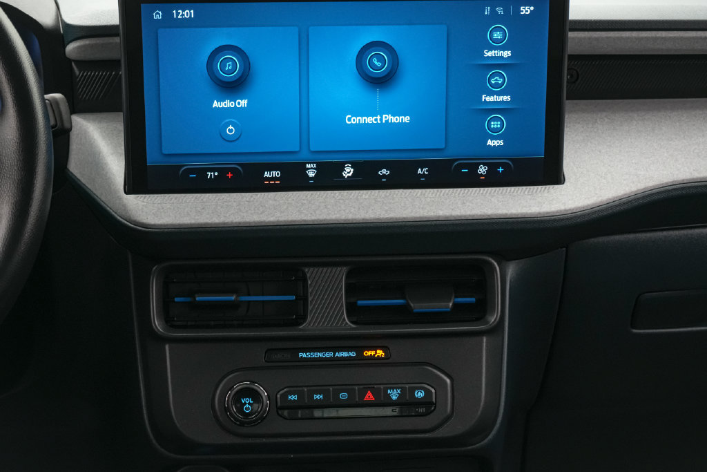 Certified 2026 Ford Maverick XLT AWD/4WD image 16