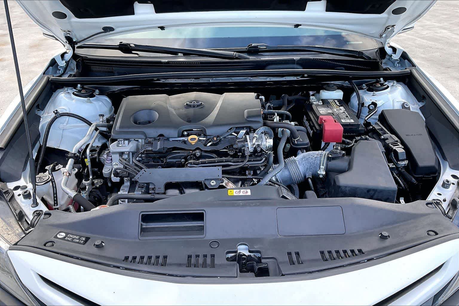 Used 2022 Toyota Camry SE FWD image 9