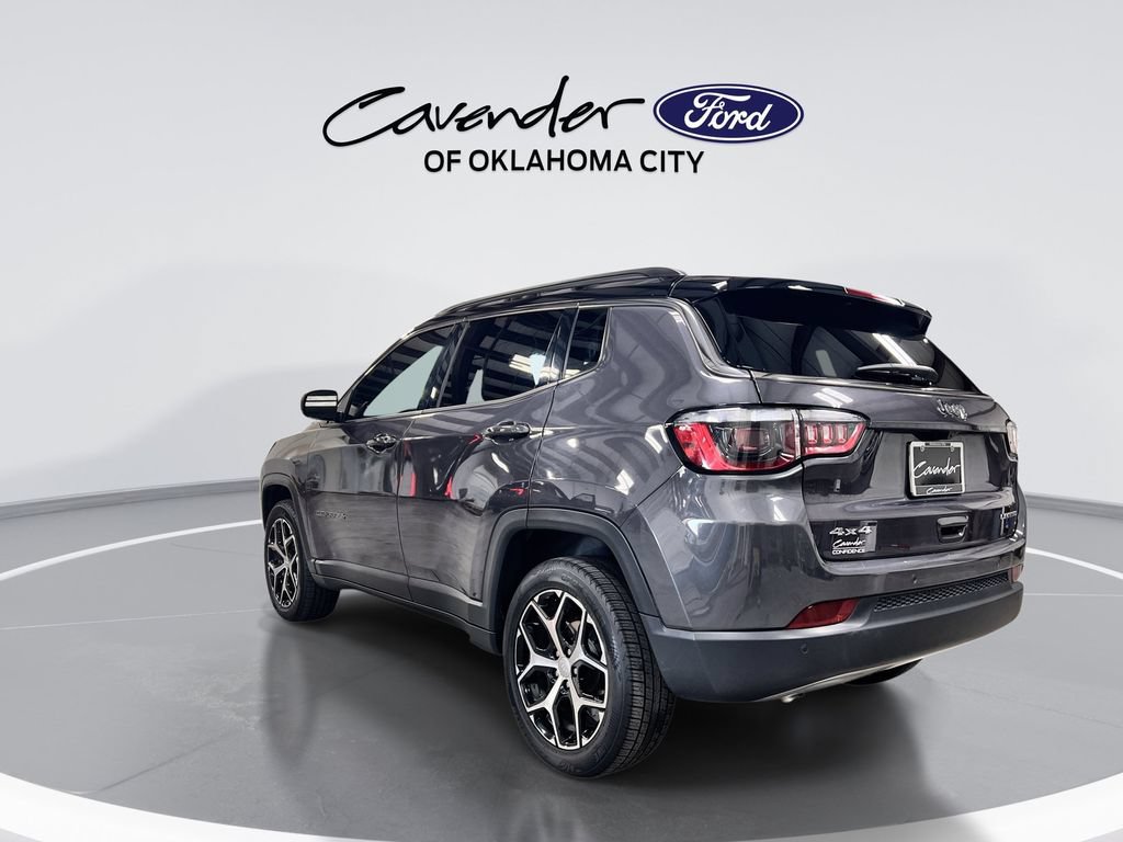 Used 2024 Jeep Compass Limited AWD/4WD image 6