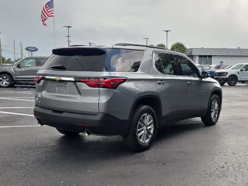 Used 2024 Chevrolet Traverse LT FWD image 7