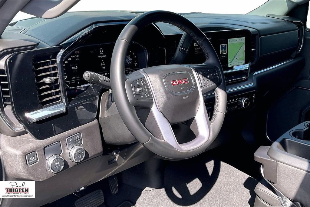 Used 2025 GMC Sierra 1500 SLT image 13