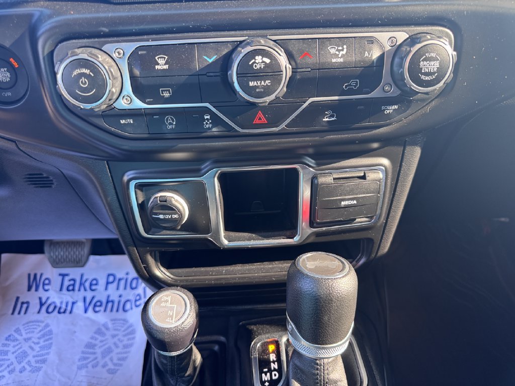 Used 2022 Jeep Wrangler Unlimited Sport AWD/4WD image 20