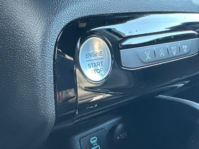 Certified 2023 Ford Escape ST-Line w/ Tech Pack #1 AWD/4WD image 6