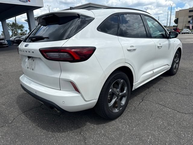 Certified 2023 Ford Escape ST-Line w/ Tech Pack #1 FWD image 5