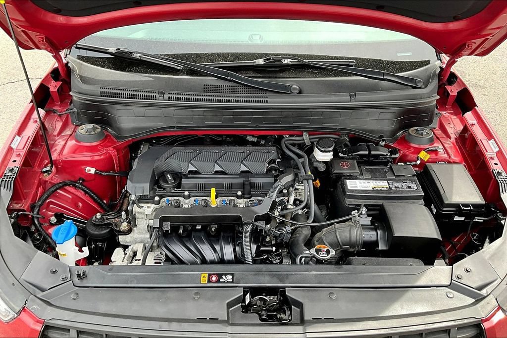 Used 2023 Hyundai Venue SE w/ Cargo Package FWD image 32
