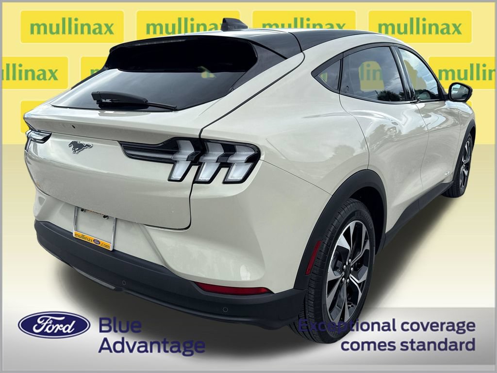Certified 2025 Ford Mustang Mach-E Select w/ Comfort Package Lite AWD/4WD image 4