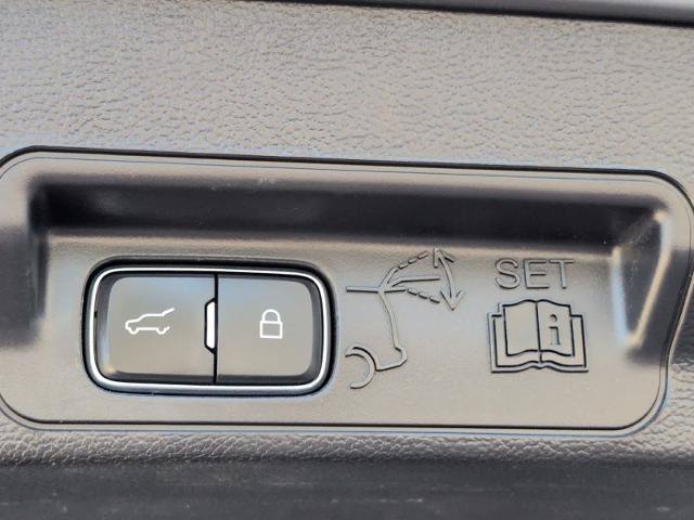 Certified 2022 Ford Explorer ST w/ Equipment Group 401A AWD/4WD image 6