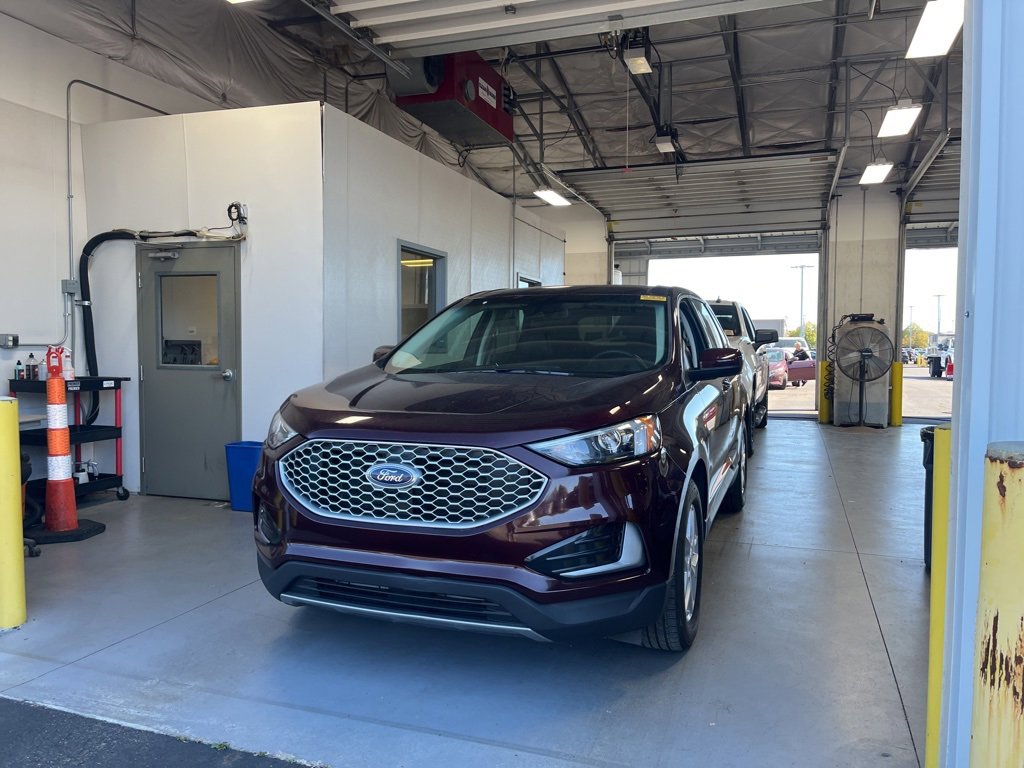 Certified 2024 Ford Edge SEL