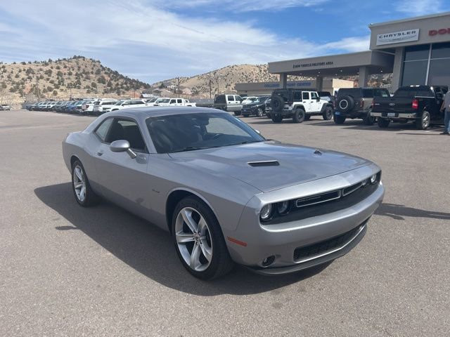 Used 2017 Dodge Challenger R/T image 9