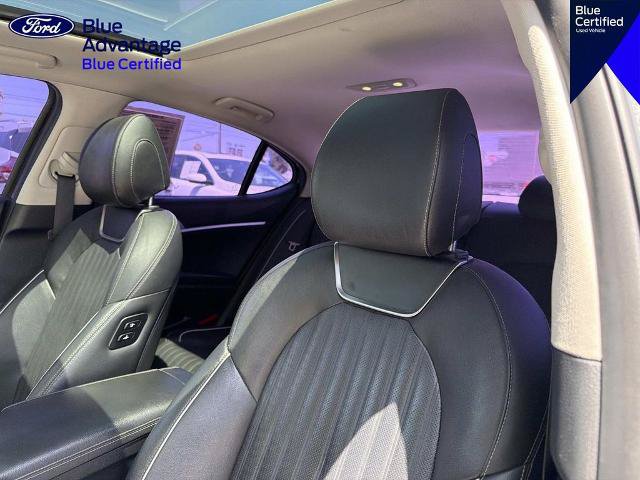 Used 2021 Genesis G70 2.0T w/ Elite Package RWD image 18
