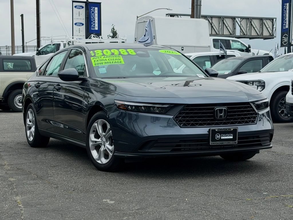 Used 2025 Honda Accord LX image 3