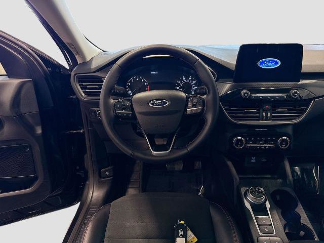 Certified 2022 Ford Escape SEL w/ SEL Stealth AWD Package image 19