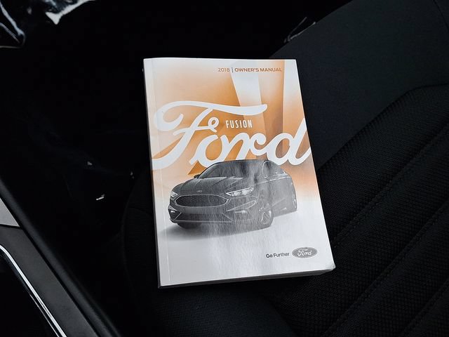 Certified 2018 Ford Fusion SE FWD image 26
