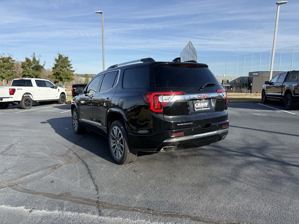 Used 2021 GMC Acadia Denali w/ Denali Technology Package image 3