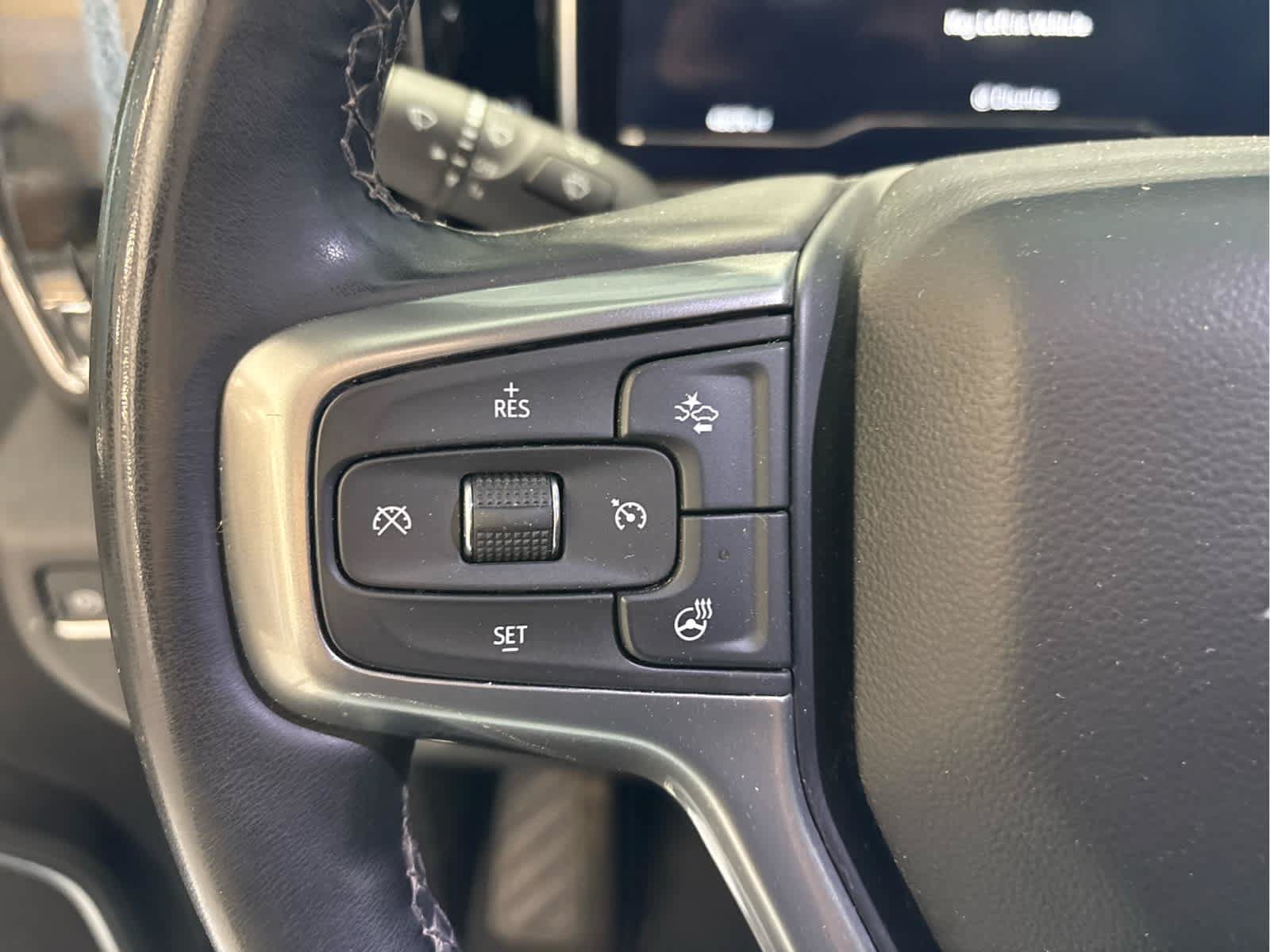 Used 2025 Chevrolet Silverado 2500 LT w/ Z71 Chrome Sport Edition AWD/4WD image 18