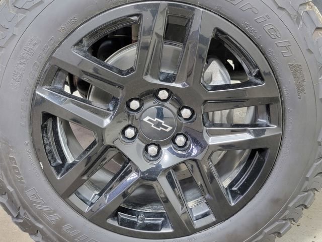 Used 2023 Chevrolet Silverado 1500 LT Trail Boss w/ LT Trail Boss Premium Package AWD/4WD image 10