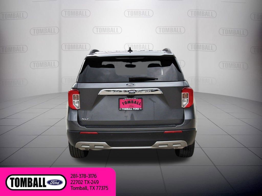 Certified 2023 Ford Explorer XLT w/ Equipment Group 202A RWD image 4