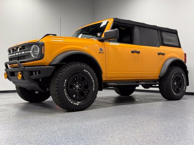 Certified 2021 Ford Bronco Black Diamond w/ Sasquatch Package AWD/4WD image 6
