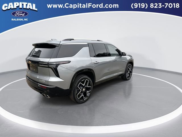 Used 2025 Chevrolet Traverse High Country image 6