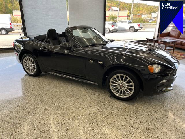 Used 2018 FIAT 124 Spider Classica w/ Technology Group