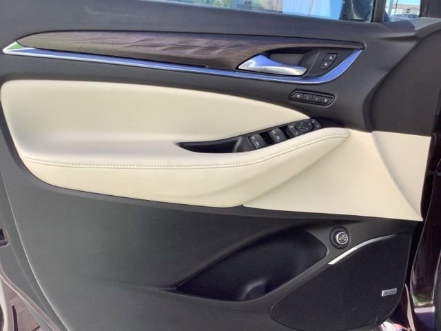 Used 2023 Buick Enclave Avenir w/ Avenir Technology Package image 16