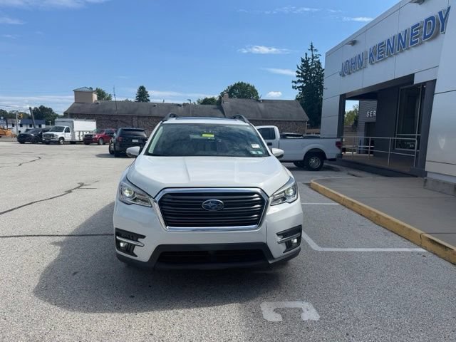 Used 2020 Subaru Ascent Limited w/ Technology Package AWD/4WD image 3