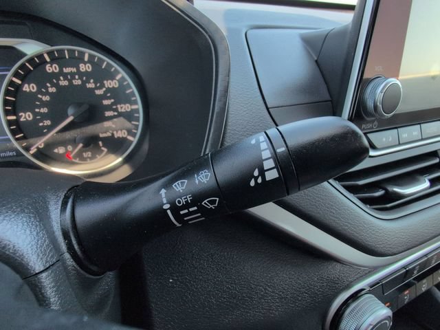 Used 2022 Nissan Altima 2.5 SV FWD image 23