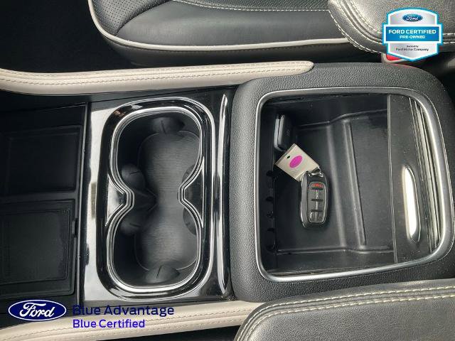 Used 2024 Chrysler Pacifica Limited FWD image 11
