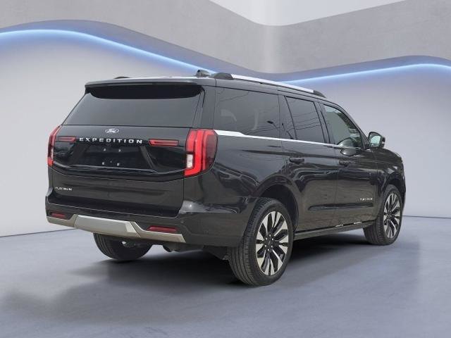 Certified 2025 Ford Expedition Platinum w/ Driver's Package AWD/4WD image 3