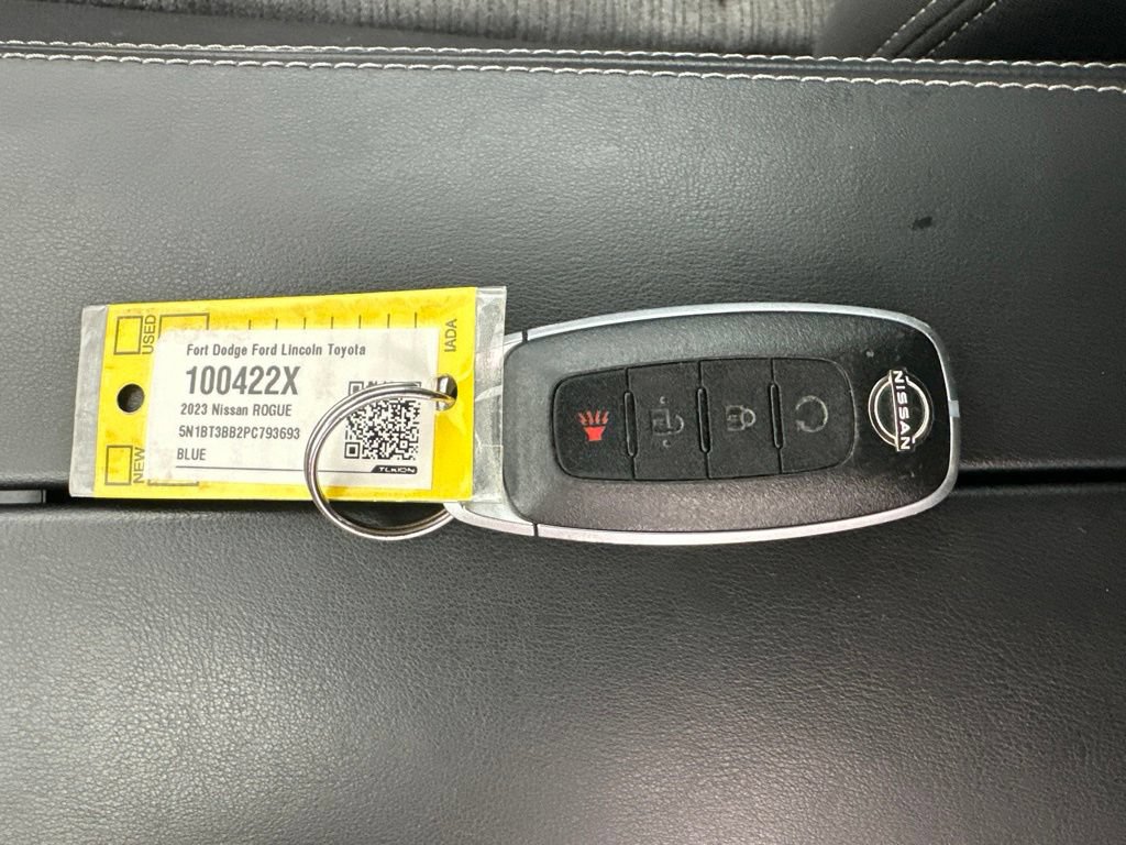 Used 2023 Nissan Rogue SV AWD/4WD image 54