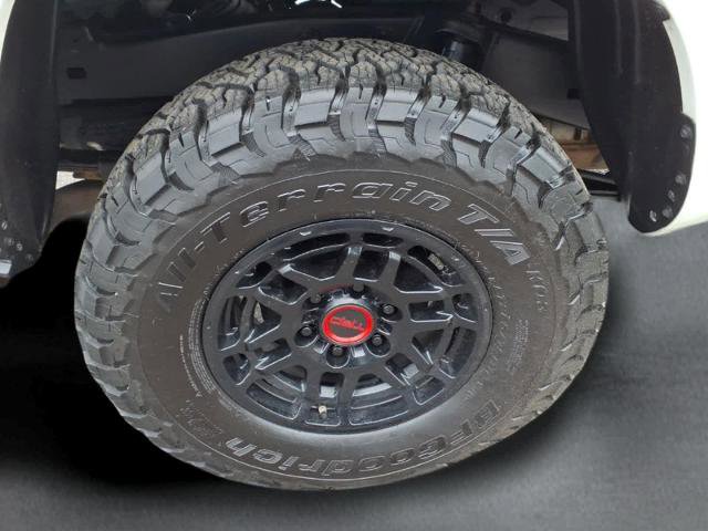 Used 2022 Toyota Tacoma SR AWD/4WD image 15