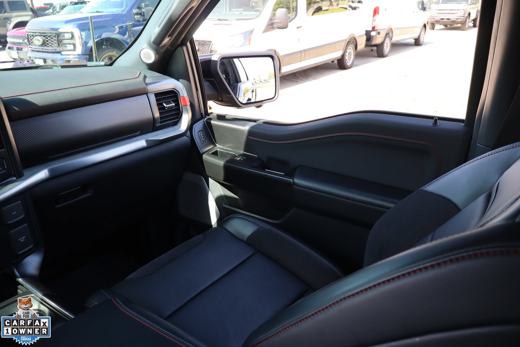 Certified 2025 Ford F150 Raptor AWD/4WD image 23