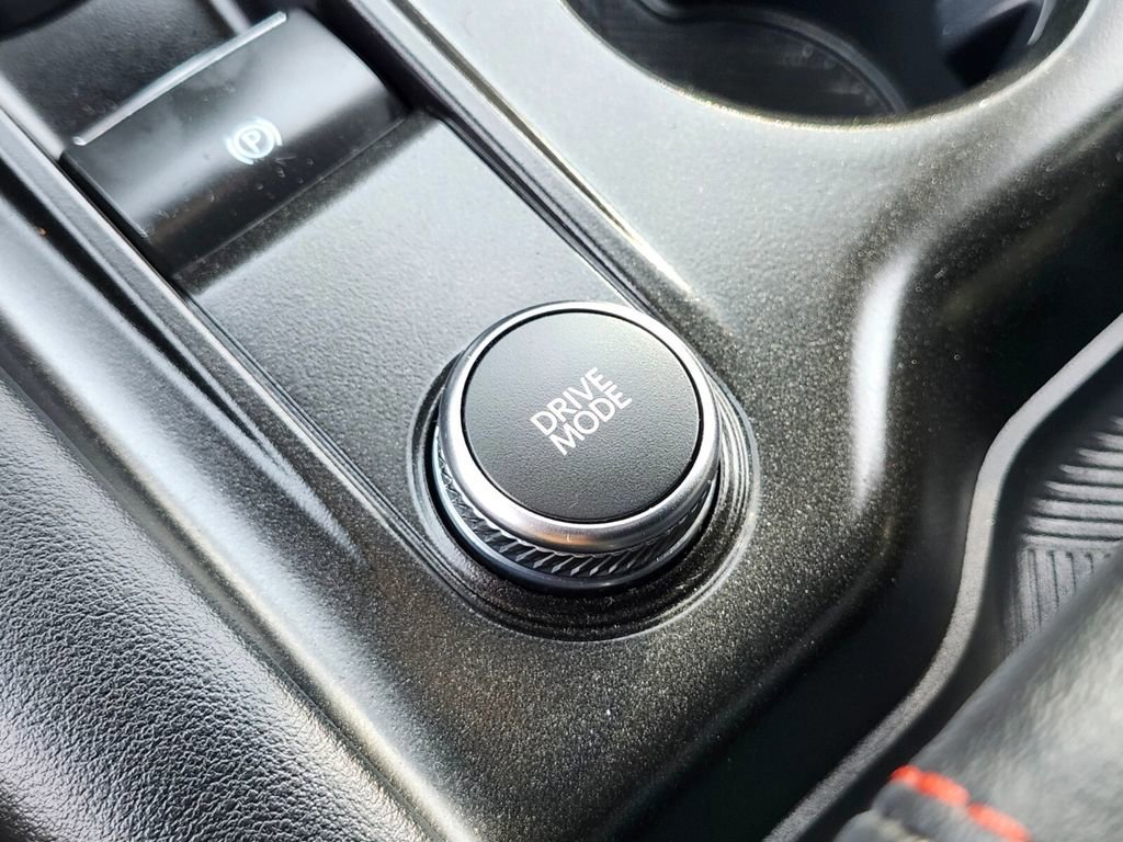 Certified 2025 Ford Explorer ST-Line image 28