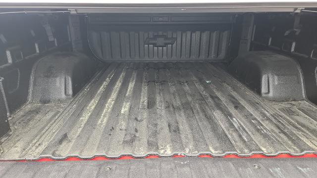 Used 2026 Chevrolet Silverado 1500 ZR2 w/ Dark Appearance Package image 35