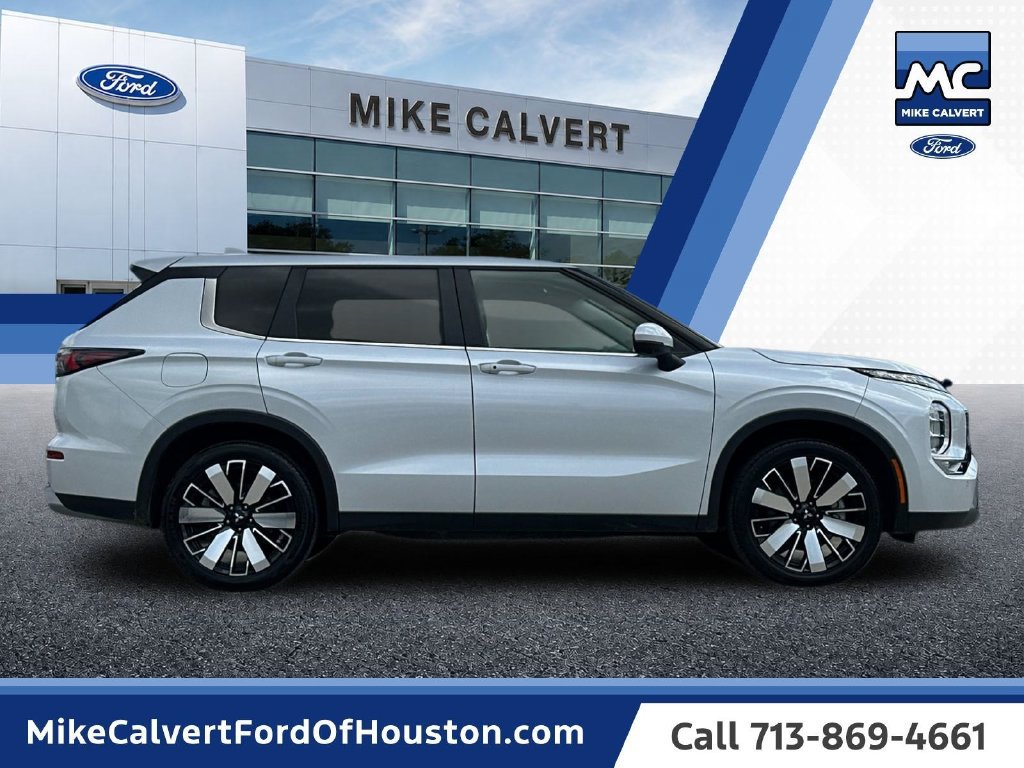 Used 2025 Mitsubishi Outlander SE FWD image 6