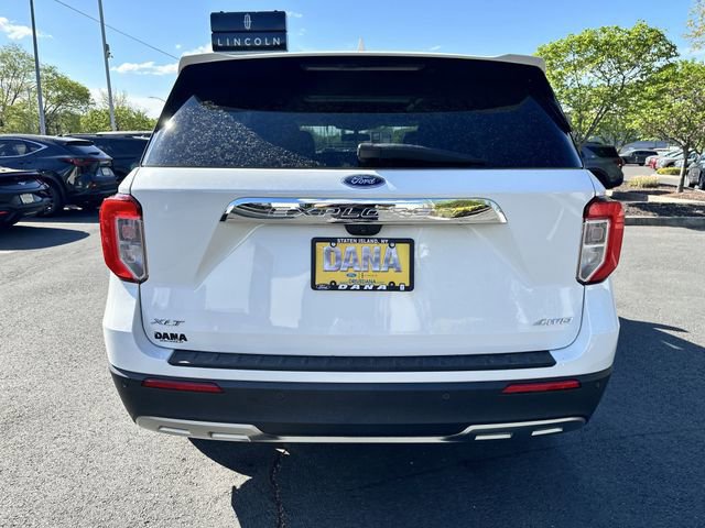 Certified 2023 Ford Explorer XLT w/ Equipment Group 202A image 4