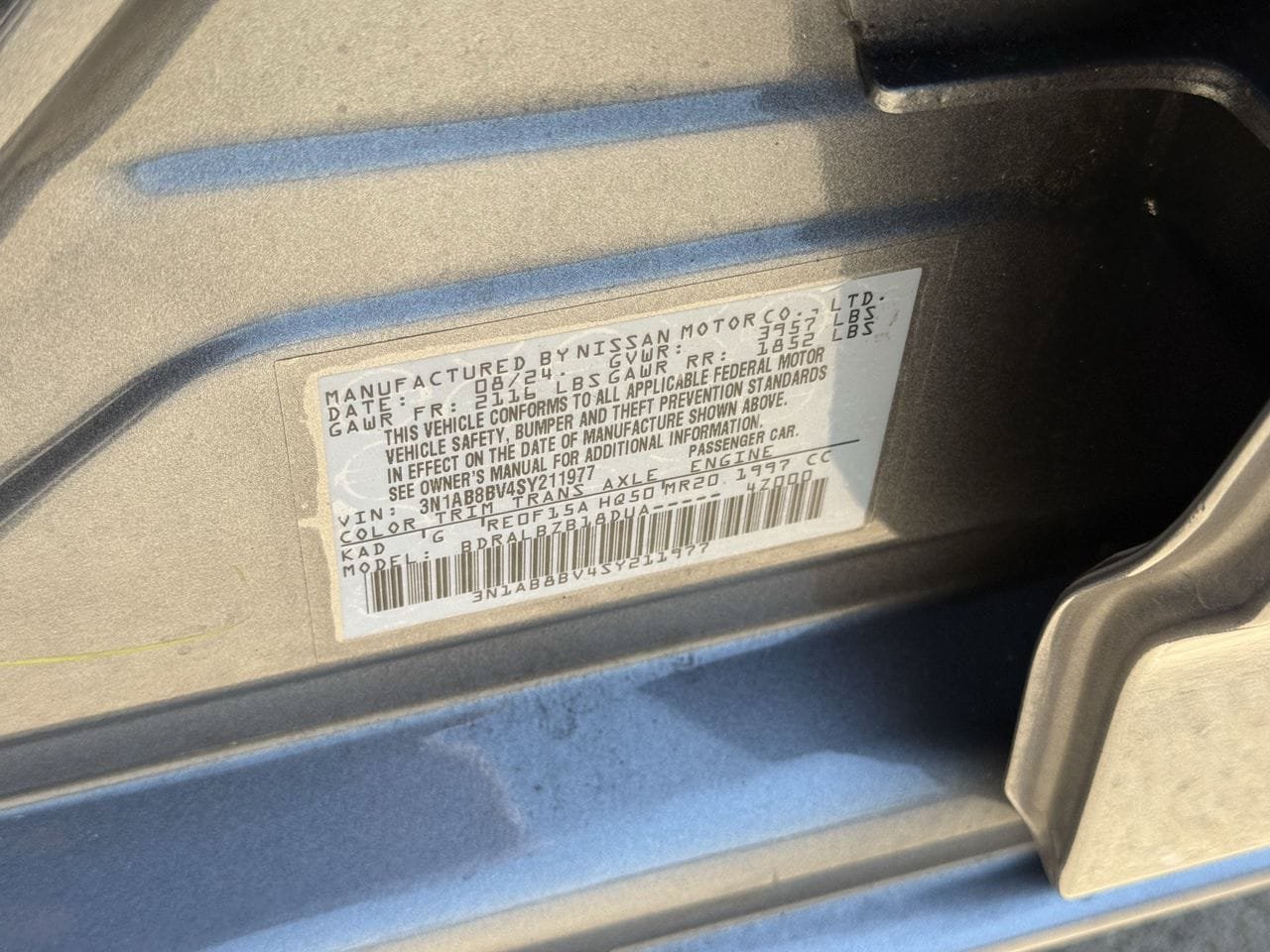 Used 2025 Nissan Sentra S FWD image 30