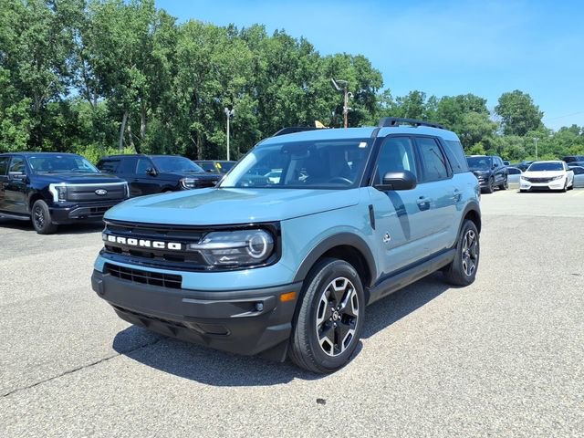 Certified 2023 Ford Bronco Sport Outer Banks AWD/4WD image 3