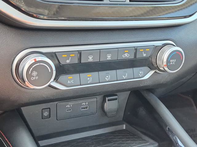 Used 2023 Nissan Altima 2.5 SR w/ SR Premium Package FWD image 16
