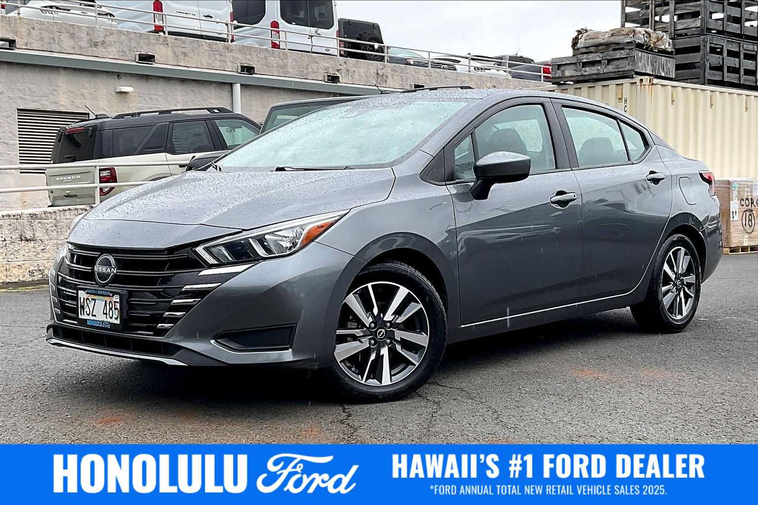 Used 2023 Nissan Versa SV FWD image 1