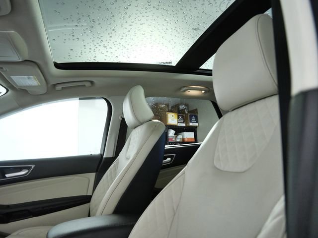 Certified 2024 Ford Edge Titanium w/ Titanium Elite Package image 17