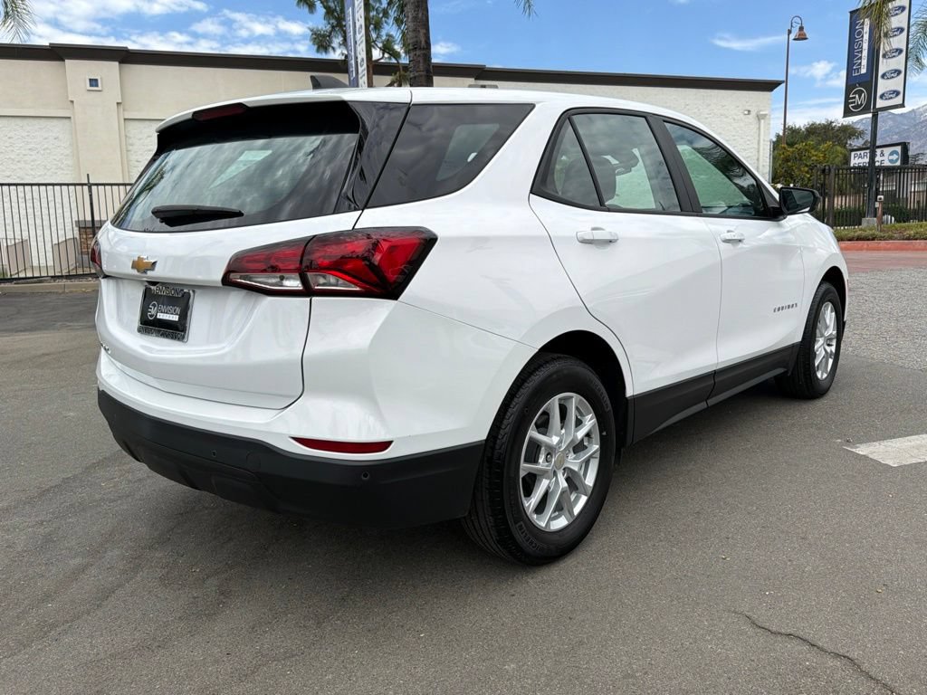 Used 2024 Chevrolet Equinox LS w/ Driver Confidence II Package FWD image 13