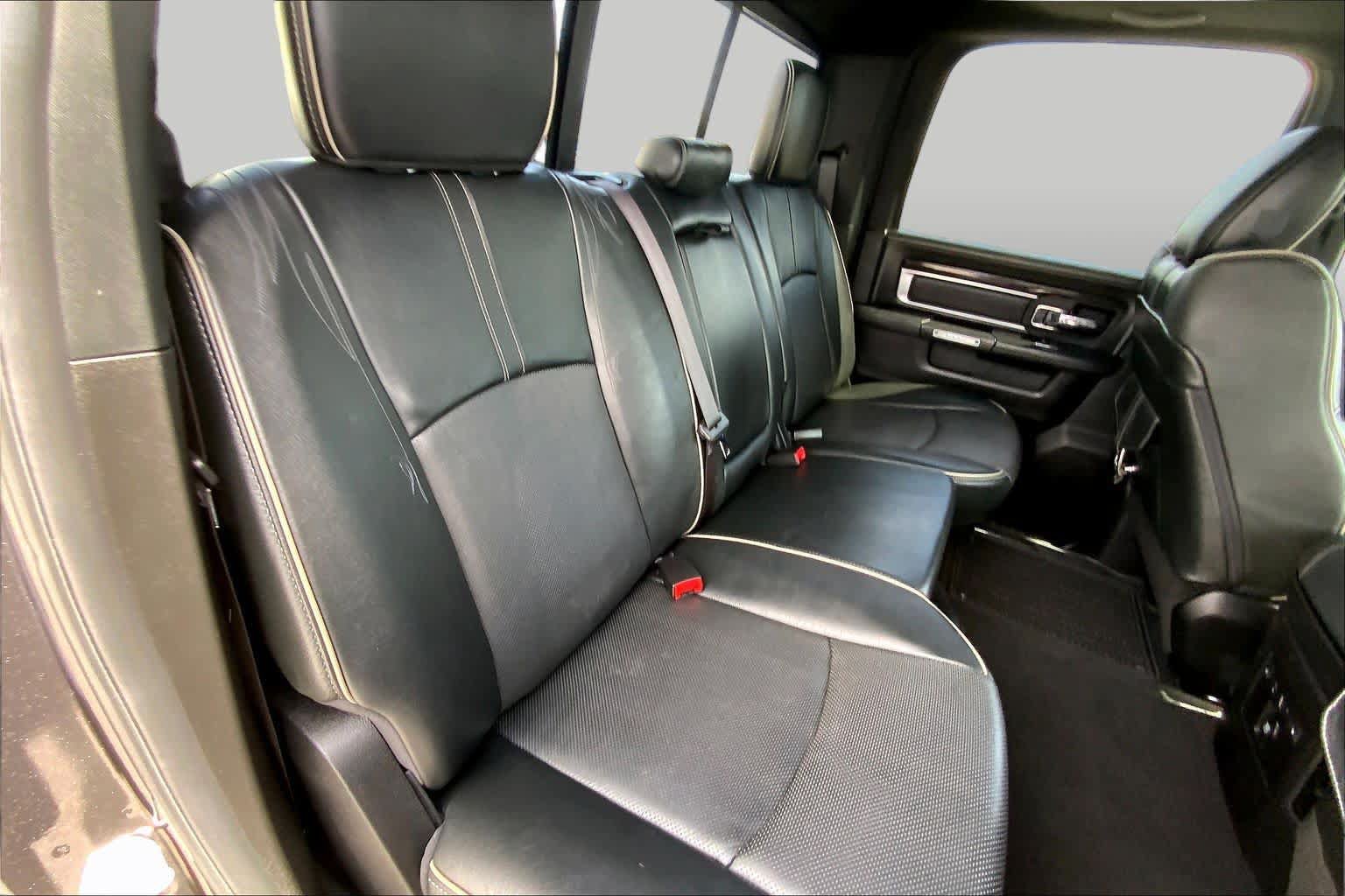 Used 2018 RAM 3500 Laramie Longhorn AWD/4WD image 20